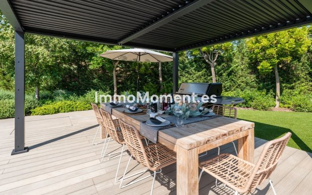 Resale - Villa - El Paraiso - New Golden Mile