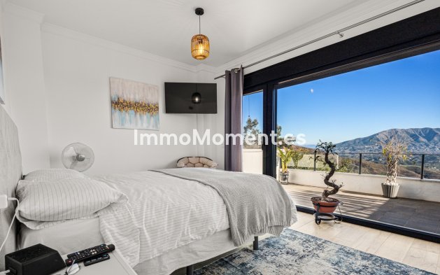 Resale - Townhouse - Marbella - Marbella Centro