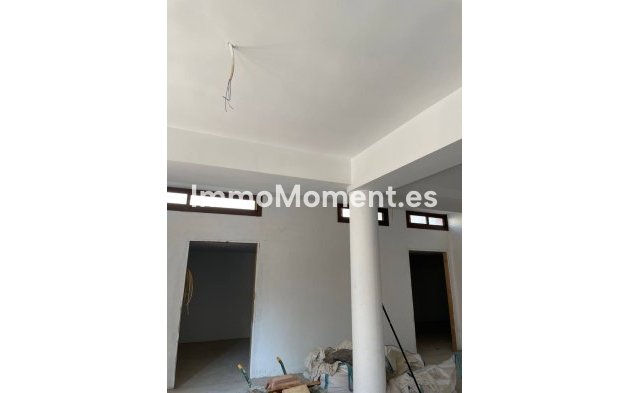 Resale - Villa - Marbella - San Pedro de Alcántara