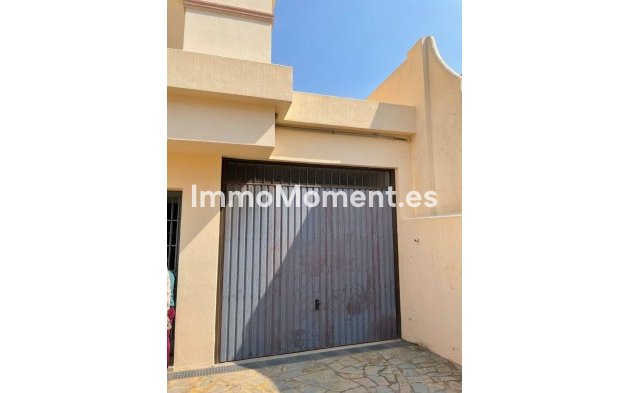 Resale - Villa - Marbella - San Pedro de Alcántara