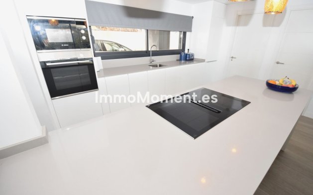 Resale - Apartment - Mijas - La Cala de Mijas