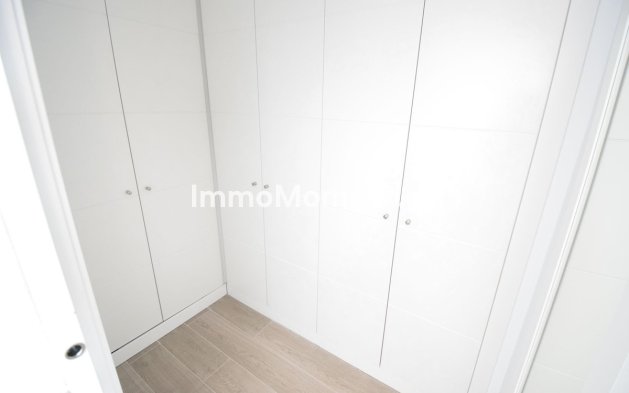 Resale - Apartment - Mijas - La Cala de Mijas