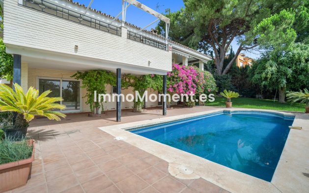 Wiederverkauf - Villa - Marbella - Guadalmina Alta