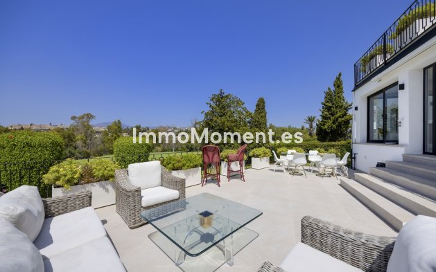 Resale - Villa - Marbella - Guadalmina Alta
