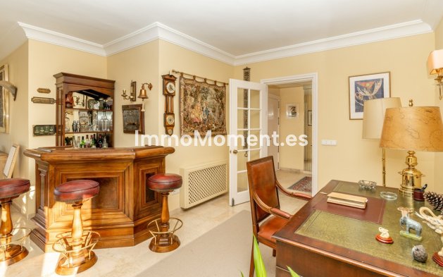 Wiederverkauf - Wohnung - Marbella - Guadalmina Alta