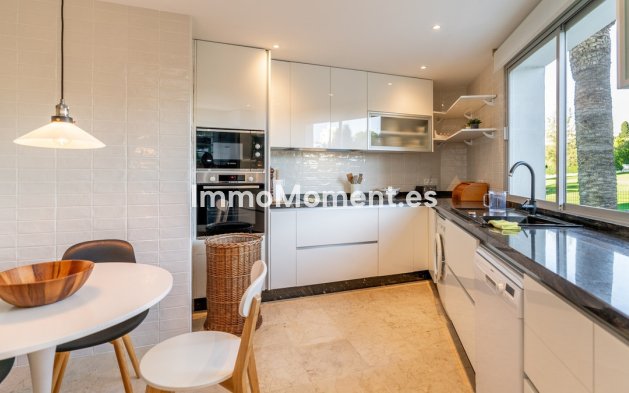 Wiederverkauf - Wohnung - Marbella - Guadalmina Alta