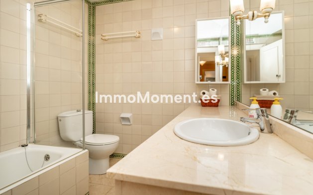 Wiederverkauf - Wohnung - Marbella - Guadalmina Alta