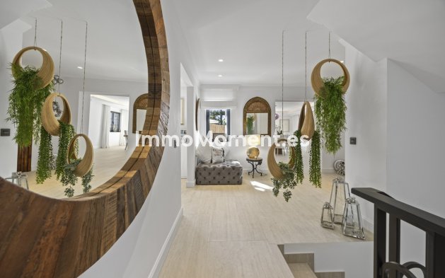 Wiederverkauf - Villa - Marbella - Guadalmina Alta