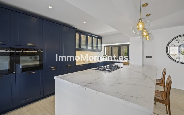 Wiederverkauf - Villa - Marbella - Guadalmina Alta