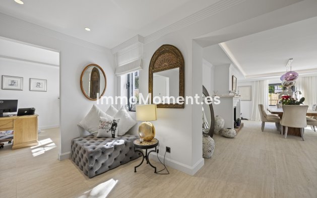 Wiederverkauf - Villa - Marbella - Guadalmina Alta