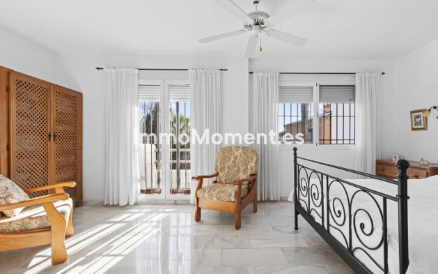 Revente - Maison mitoyenne - Estepona  - Estepona Centro