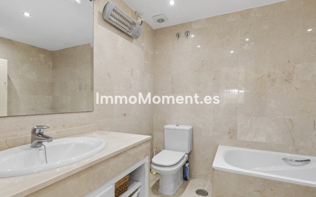 Revente - Maison mitoyenne - Estepona  - Estepona Centro