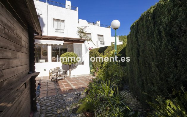 Revente - Maison mitoyenne - Estepona  - Estepona Centro