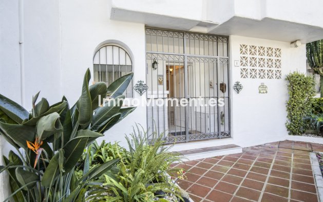 Revente - Maison mitoyenne - Estepona  - Estepona Centro
