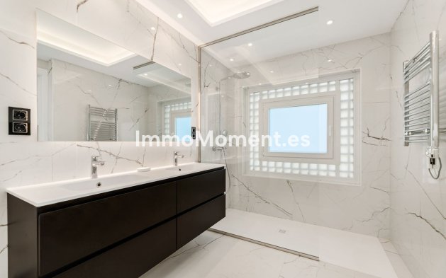 Wiederverkauf - Wohnung - Marbella - Puerto Banús