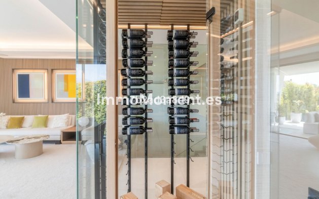 Wiederverkauf - Villa - Marbella - Nueva Andalucía