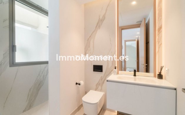 Wiederverkauf - Villa - Marbella - Nueva Andalucía