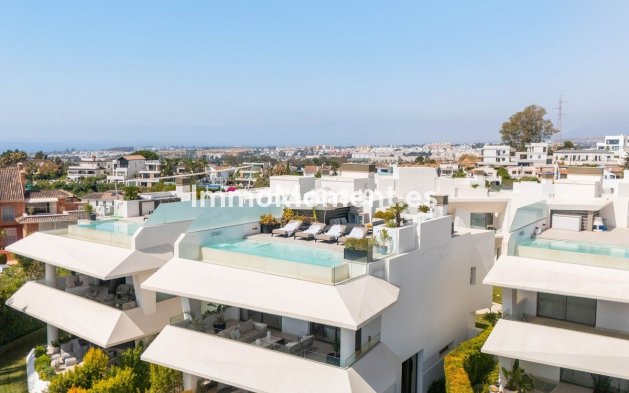 Wiederverkauf - Villa - Marbella - Nueva Andalucía