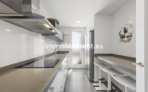 Wiederverkauf - Wohnung - Marbella - Puerto Banús