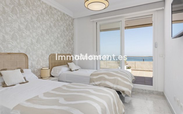 Wiederverkauf - Wohnung - Marbella - Puerto Banús