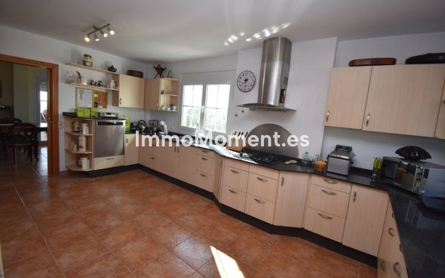 Resale - Villa - Mijas - Mijas Centro