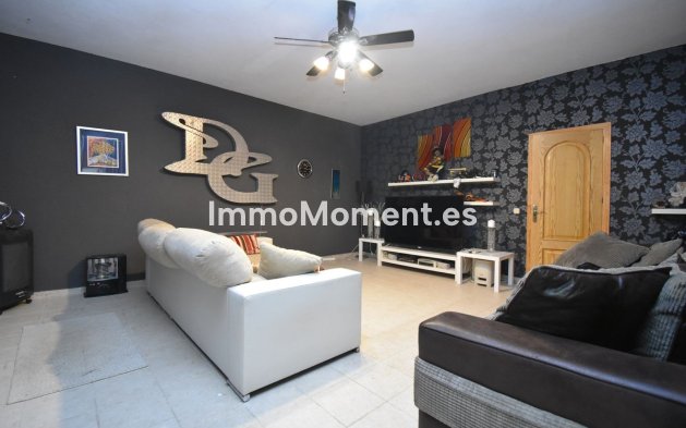 Resale - Villa - Mijas - Mijas Centro
