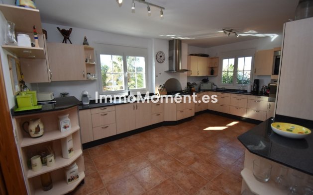Resale - Villa - Mijas - Mijas Centro