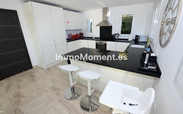 Wiederverkauf - Villa - Benalmadena - Benalmadena Centro