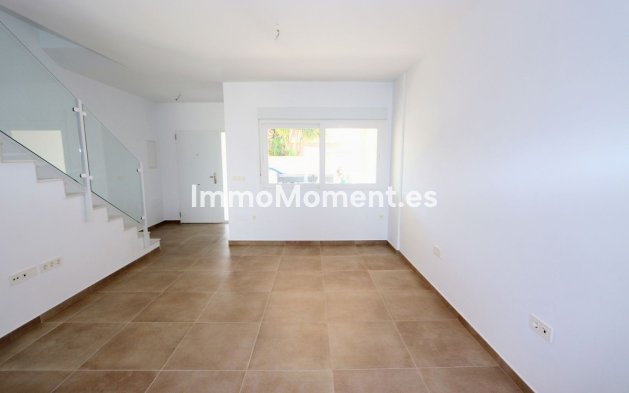 Resale - Villa - Pilar de la Horadada - Pilar de la Horadada Centro