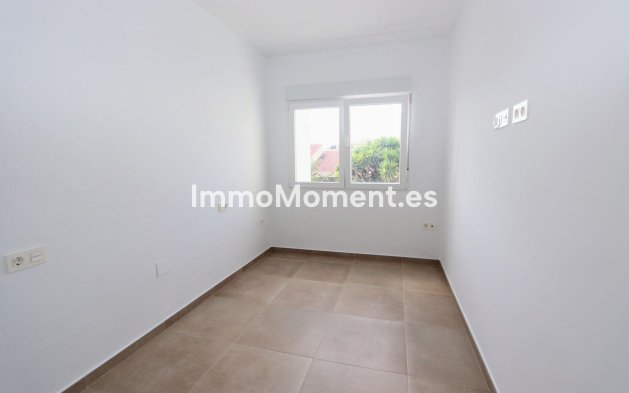 Resale - Villa - Pilar de la Horadada - Pilar de la Horadada Centro