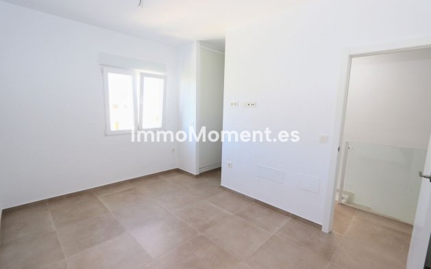 Resale - Villa - Pilar de la Horadada - Pilar de la Horadada Centro