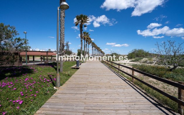 Wiederverkauf - Villa - Pilar de la Horadada - Torre de la Horadada