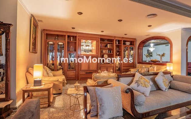 Revente - Villa - Benalmadena - Benalmadena Pueblo