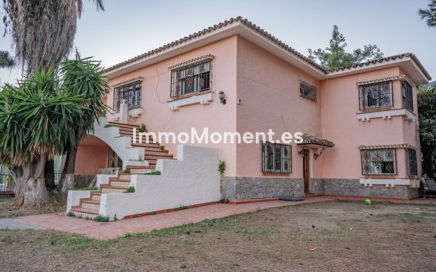 Revente - Villa - Benalmadena - Benalmadena Pueblo