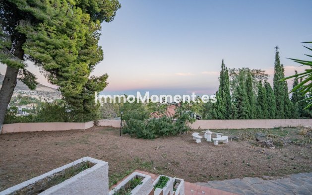 Revente - Villa - Benalmadena - Benalmadena Pueblo