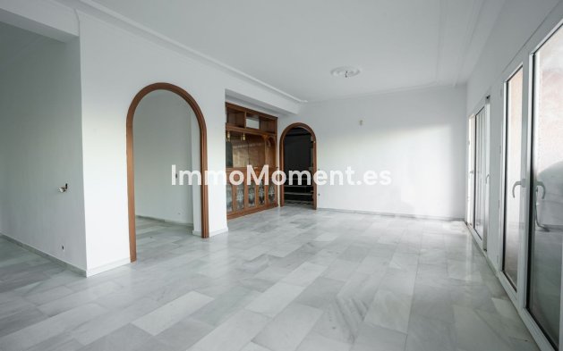 Revente - Villa - Benalmadena - Benalmadena Pueblo