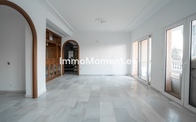 Revente - Villa - Benalmadena - Benalmadena Pueblo