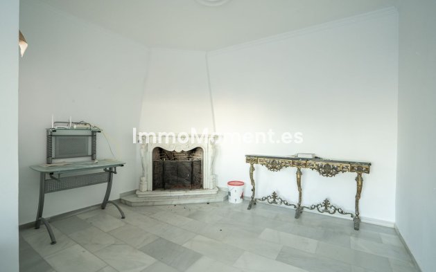 Revente - Villa - Benalmadena - Benalmadena Pueblo