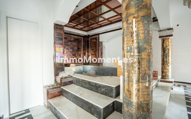 Revente - Villa - Benalmadena - Benalmadena Pueblo