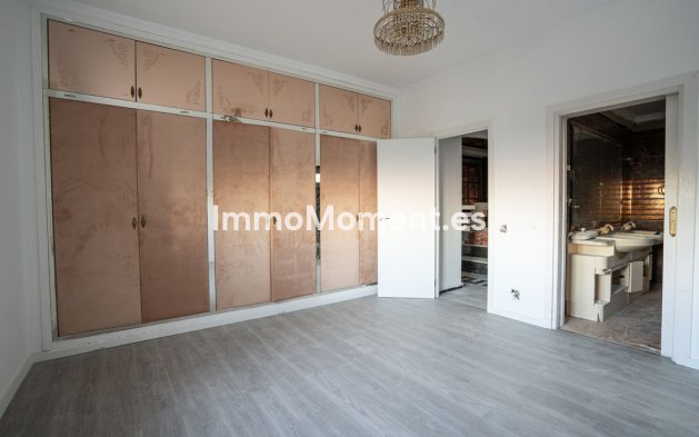 Revente - Villa - Benalmadena - Benalmadena Pueblo