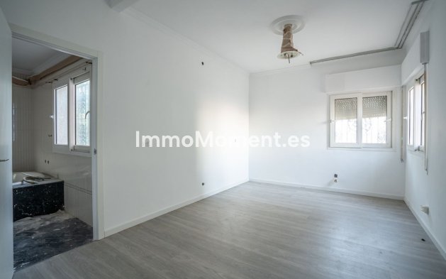 Revente - Villa - Benalmadena - Benalmadena Pueblo