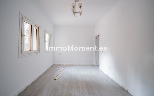 Revente - Villa - Benalmadena - Benalmadena Pueblo