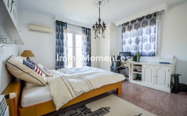 Wiederverkauf - Villa - Estepona  - Estepona Centro