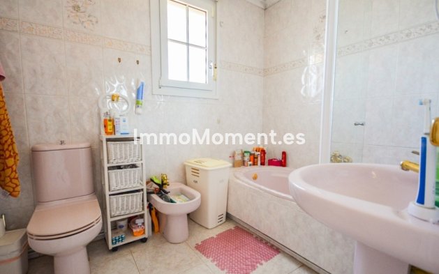 Wiederverkauf - Villa - Estepona  - Estepona Centro