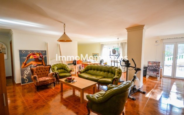 Wiederverkauf - Villa - Estepona  - Estepona Centro