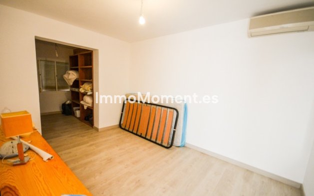 Wiederverkauf - Villa - Estepona  - Estepona Centro