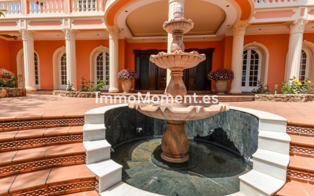 Wiederverkauf - Villa - Benalmadena - Benalmadena Centro