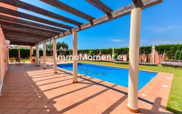 Wiederverkauf - Villa - Benalmadena - Benalmadena Centro