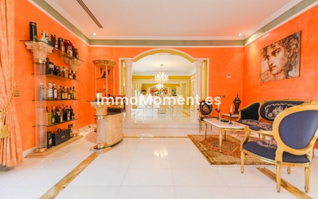 Wiederverkauf - Villa - Benalmadena - Benalmadena Centro