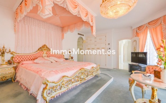 Wiederverkauf - Villa - Benalmadena - Benalmadena Centro